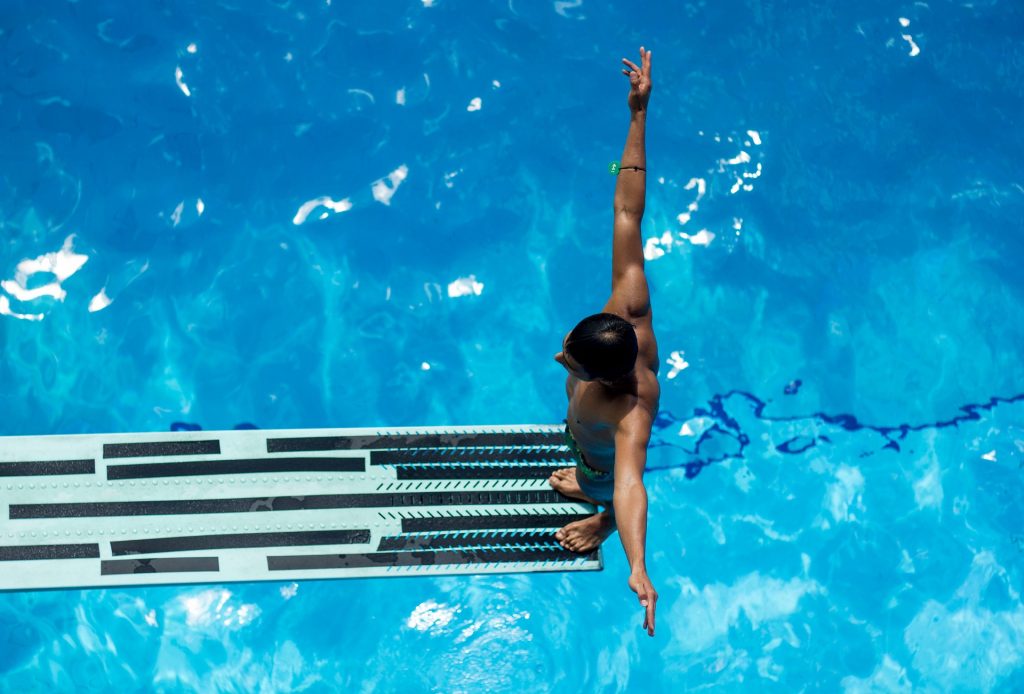 juanestem1-swimming-2741030_1920